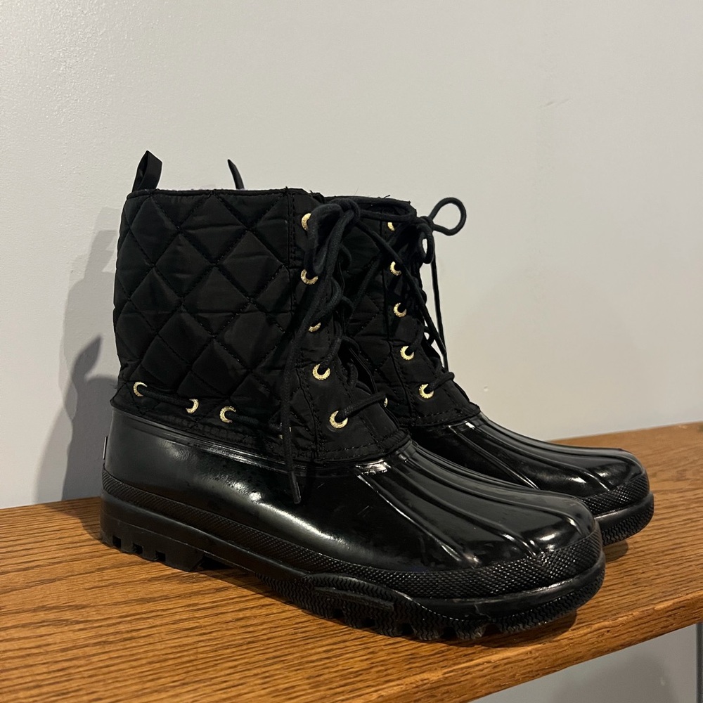 Sperry Top Sider Black Quilted Lace-Up Rain Boots with Gold Eyelets